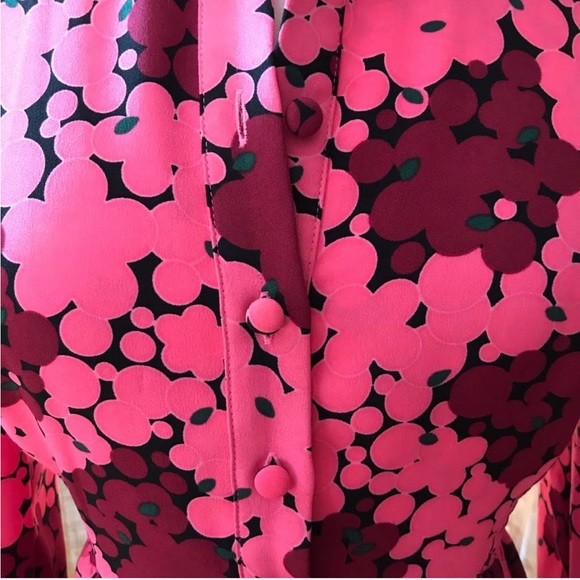 Kate Spade Bubble Dot Smocked Shirt Dress in Rhubarb Jam Size: 4 NWT - Picture 4 of 6